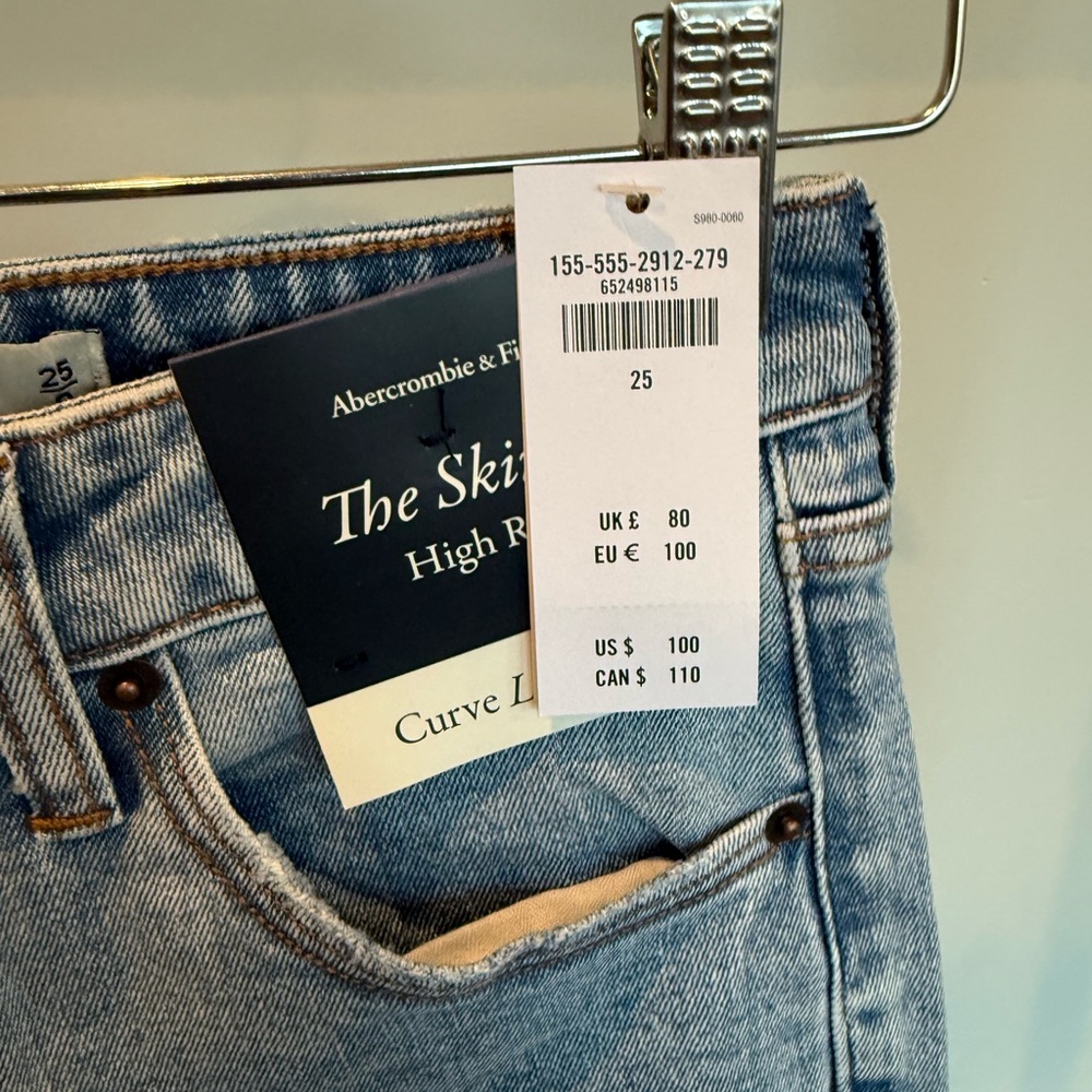 Abercrombie & Fitch The Skinny High Rise Distressed Jeans Size 25 CurveLove - Picture 6 of 6